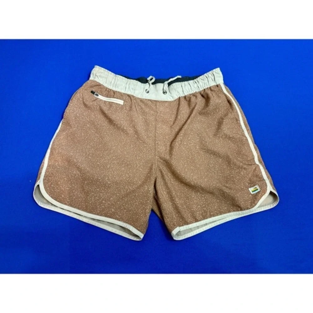 Vuori Kore Shorts XL Tan Pattern Mesh Liner‎ Quick Dry Training Swim Gym